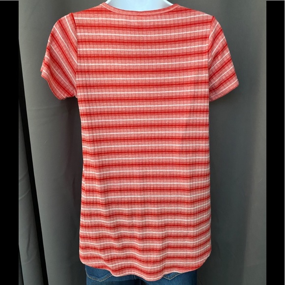 LulaRoe top - Picture 2 of 3